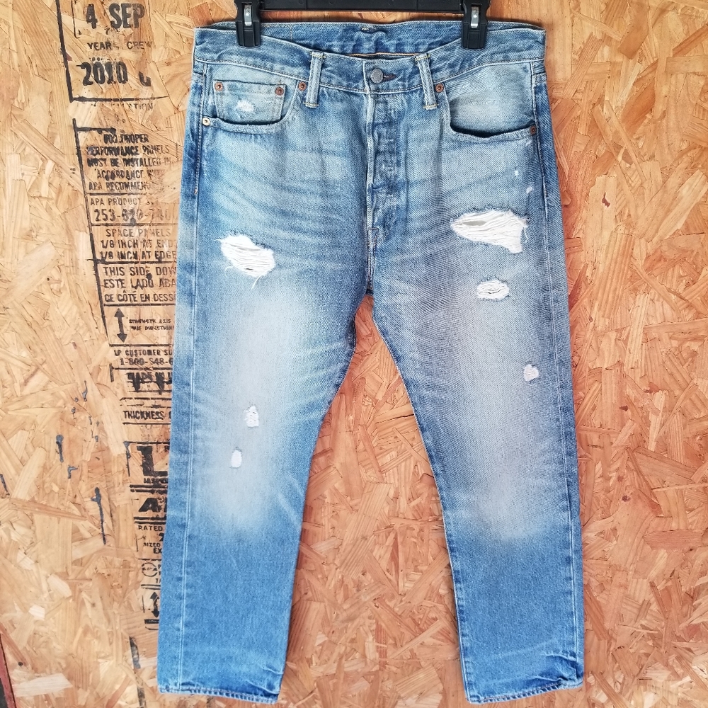 Levi's 501 light ripped jean 33x30